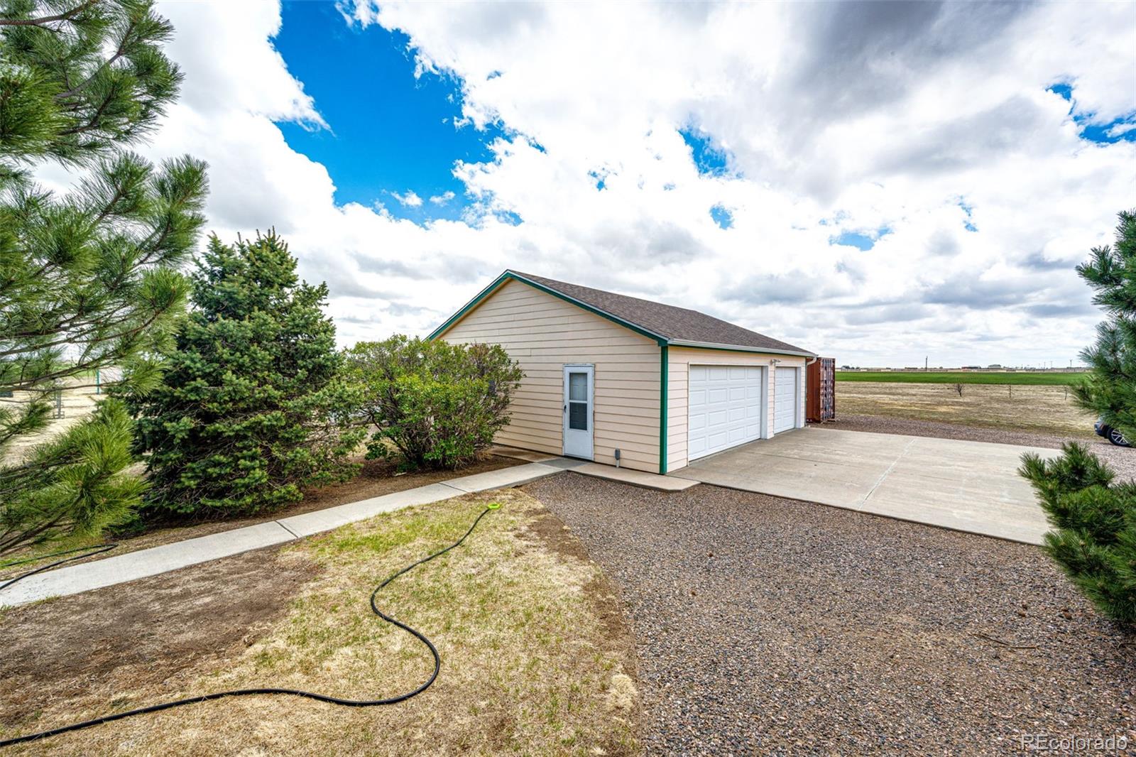 4420 Behrens Road Byers, CO 80103 - Photo 20 of 39
