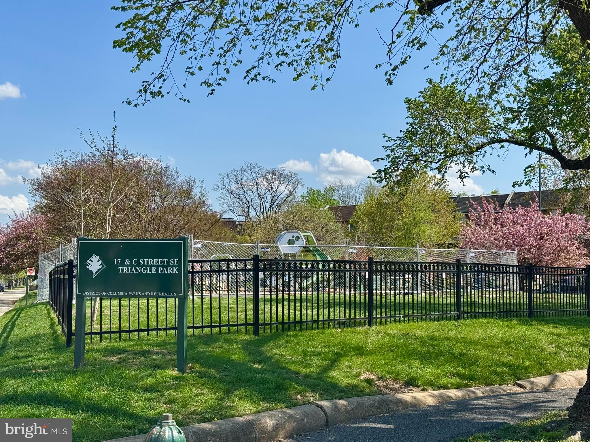 1711 D Street Southeast, Unit 2 Washington, DC 20003 - Photo 25 of 28