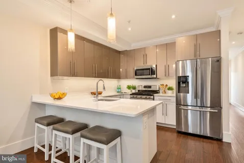 $829,700 | 1711 D Street Southeast, Unit 2, Washington, DC 20003