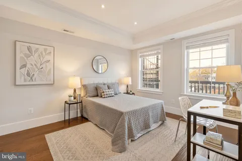 $829,700 | 1711 D Street Southeast, Unit 2, Washington, DC 20003