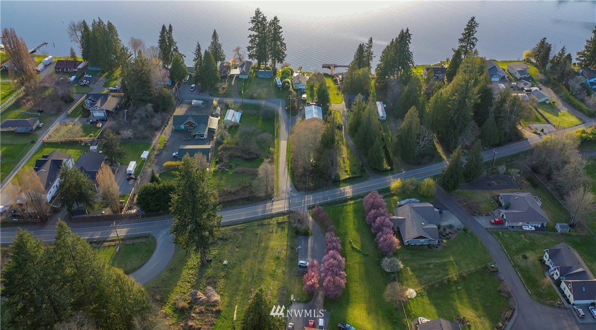 3 Long Lake Road Southeast Port Orchard, WA 98367 - Photo 6 of 8 Gallery Image 6