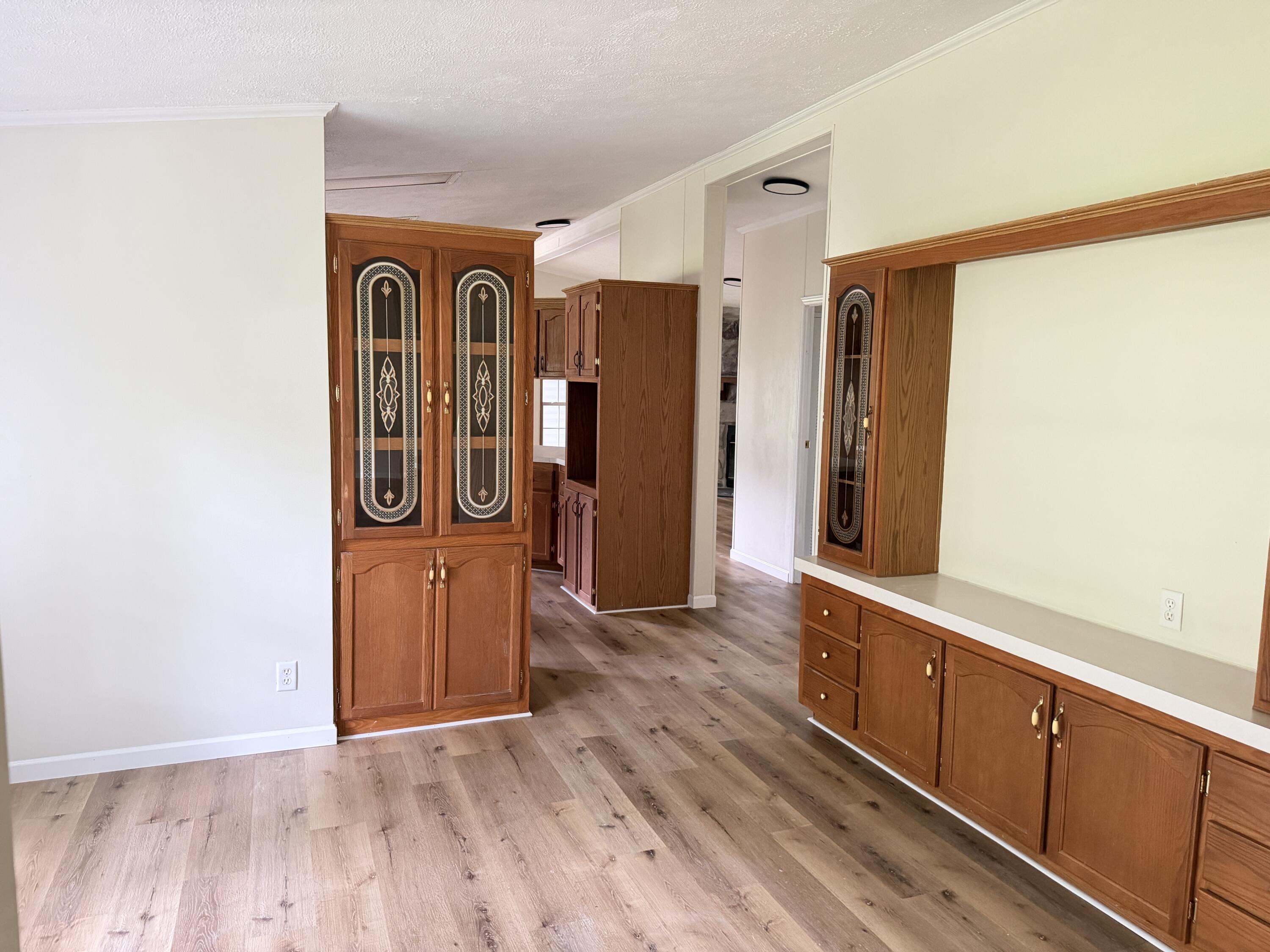 3084 South Pipestone Road Benton Harbor, MI 49022 - Photo 9 of 24 IMG_0336