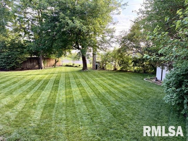 75 Roundtable Road Springfield, IL 62704 - Photo 22 of 26