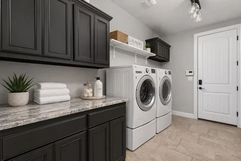 $1,175,000 | 316 Bold Sundown, Liberty Hill, TX 78642