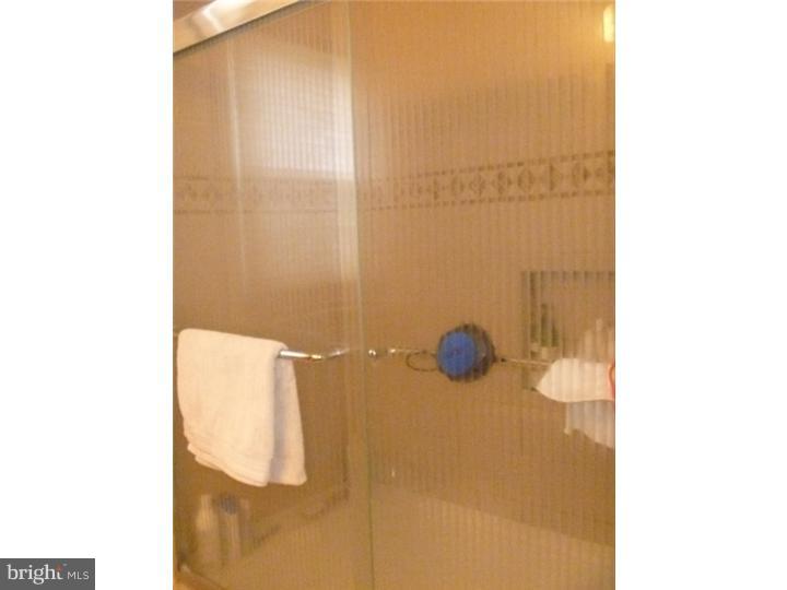115 Miry Brook Road Hamilton Square, NJ 08690 - Photo 11 of 23 Bathroom