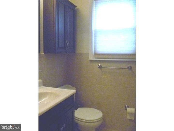 115 Miry Brook Road Hamilton Square, NJ 08690 - Photo 10 of 23 Bathroom