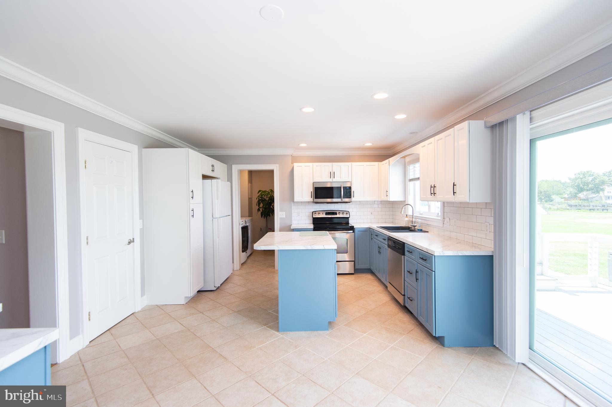 6106 Twin Point Cove Road Cambridge, MD 21613 - Photo 23 of 120 Kitchen with Ceramic Tile flooring