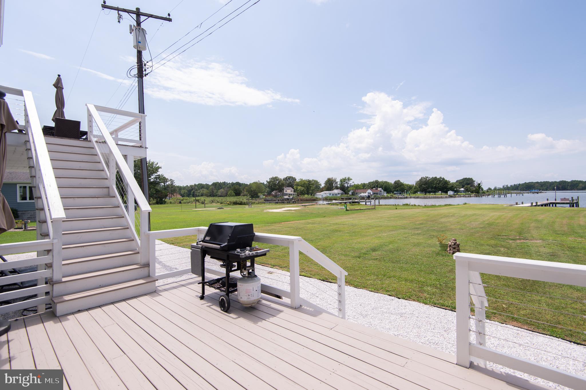 6106 Twin Point Cove Road Cambridge, MD 21613 - Photo 81 of 120 Waterside deck