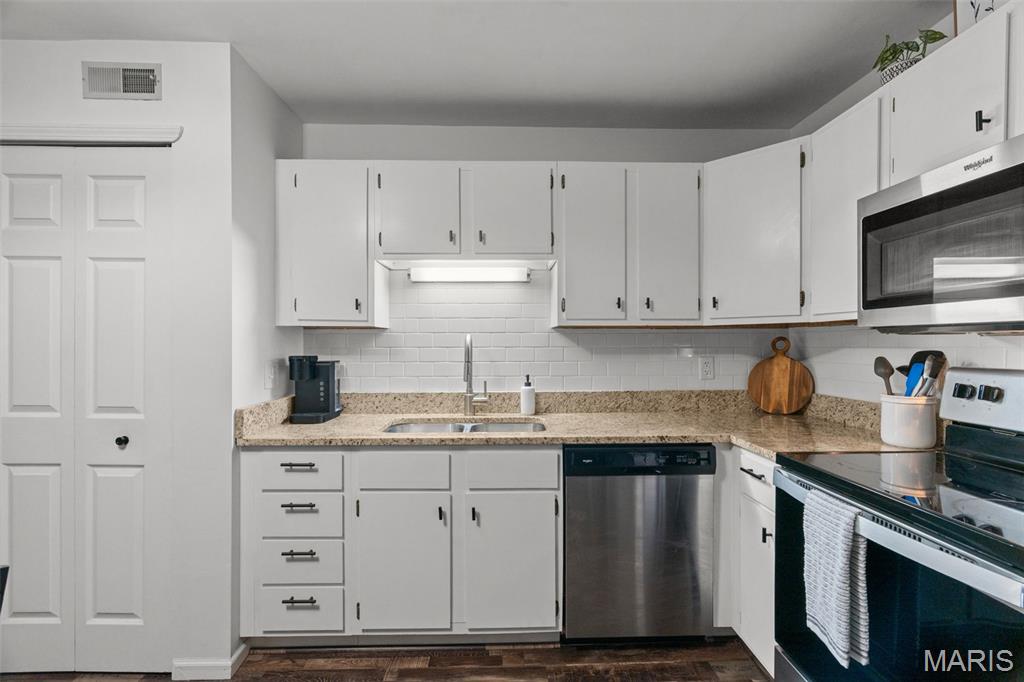 621 South Kirkwood Road, Unit 202 St. Louis, MO 63122 - Photo 13 of 29