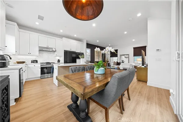$1,299,000 | 89 Kestrel, Irvine, CA 92618