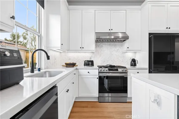 $1,299,000 | 89 Kestrel, Irvine, CA 92618