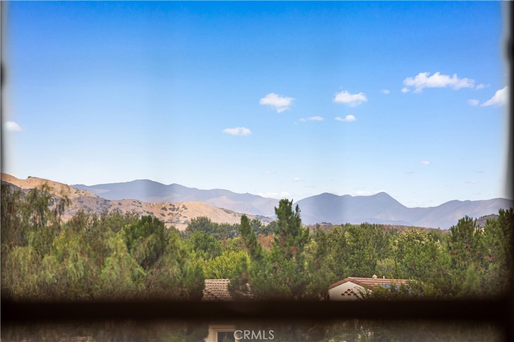 89 Kestrel Irvine, CA 92618 - Photo 36 of 45 a view of city and mountain