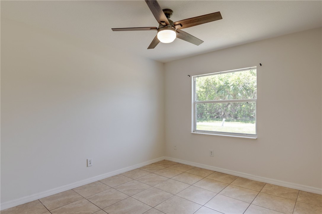 412 Del Monte Road Sebastian, FL 32958 - Photo 13 of 36 Gallery Image 13