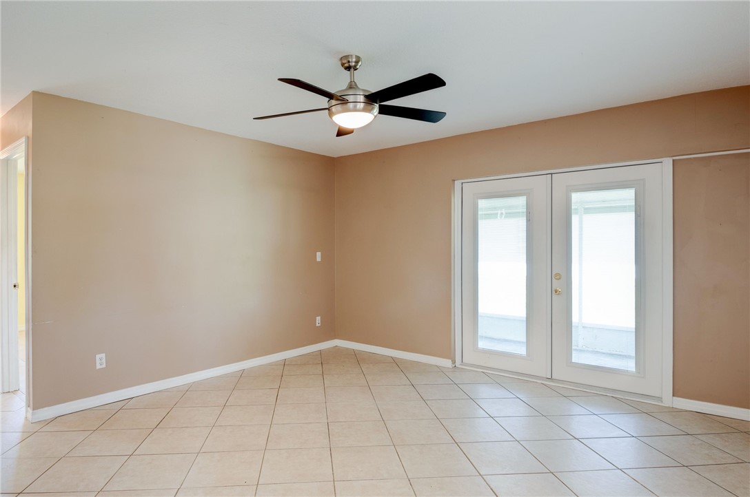 412 Del Monte Road Sebastian, FL 32958 - Photo 24 of 36 Gallery Image 24