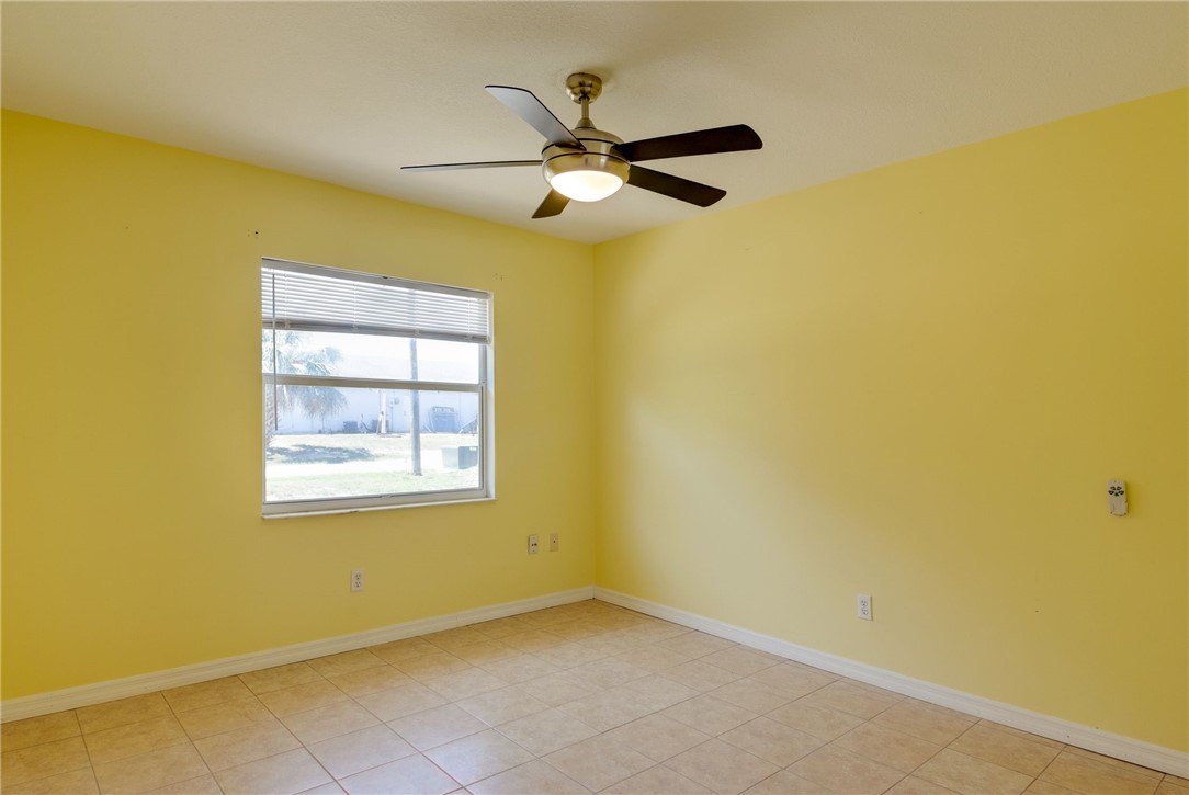 412 Del Monte Road Sebastian, FL 32958 - Photo 28 of 36 Gallery Image 28