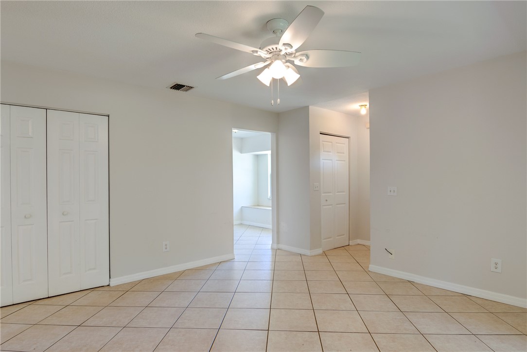 412 Del Monte Road Sebastian, FL 32958 - Photo 3 of 36 Gallery Image 3
