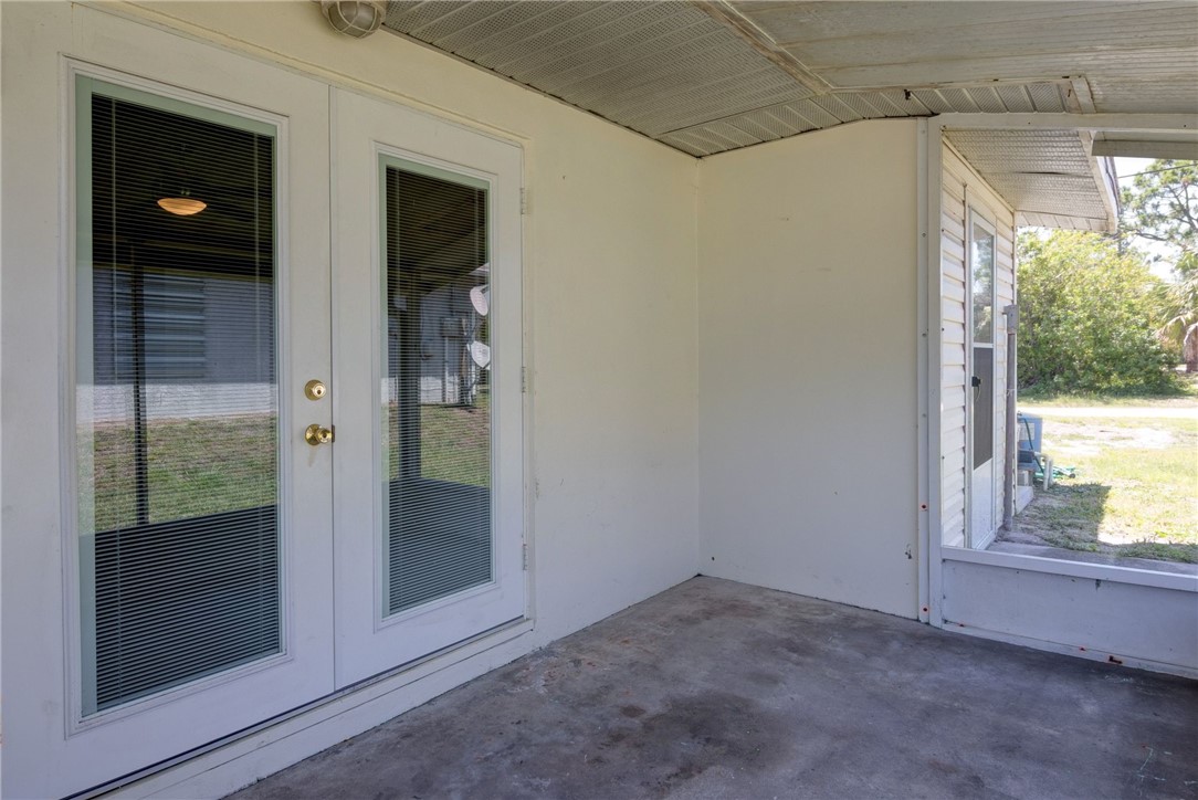 412 Del Monte Road Sebastian, FL 32958 - Photo 31 of 36 Gallery Image 31