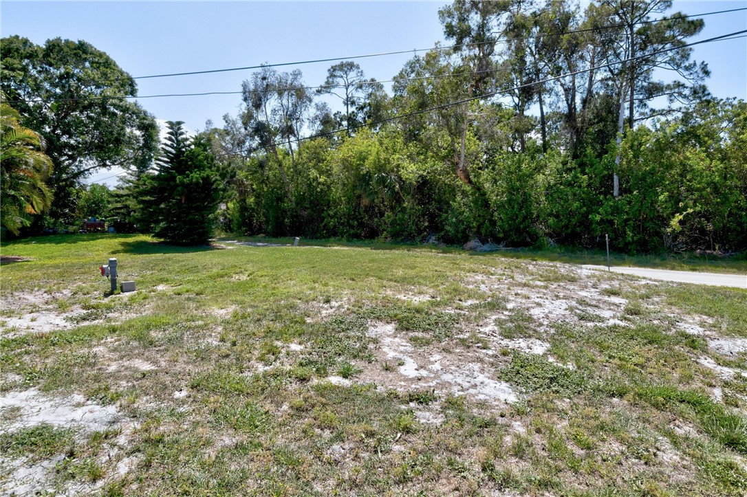 412 Del Monte Road Sebastian, FL 32958 - Photo 36 of 36 Gallery Image 36