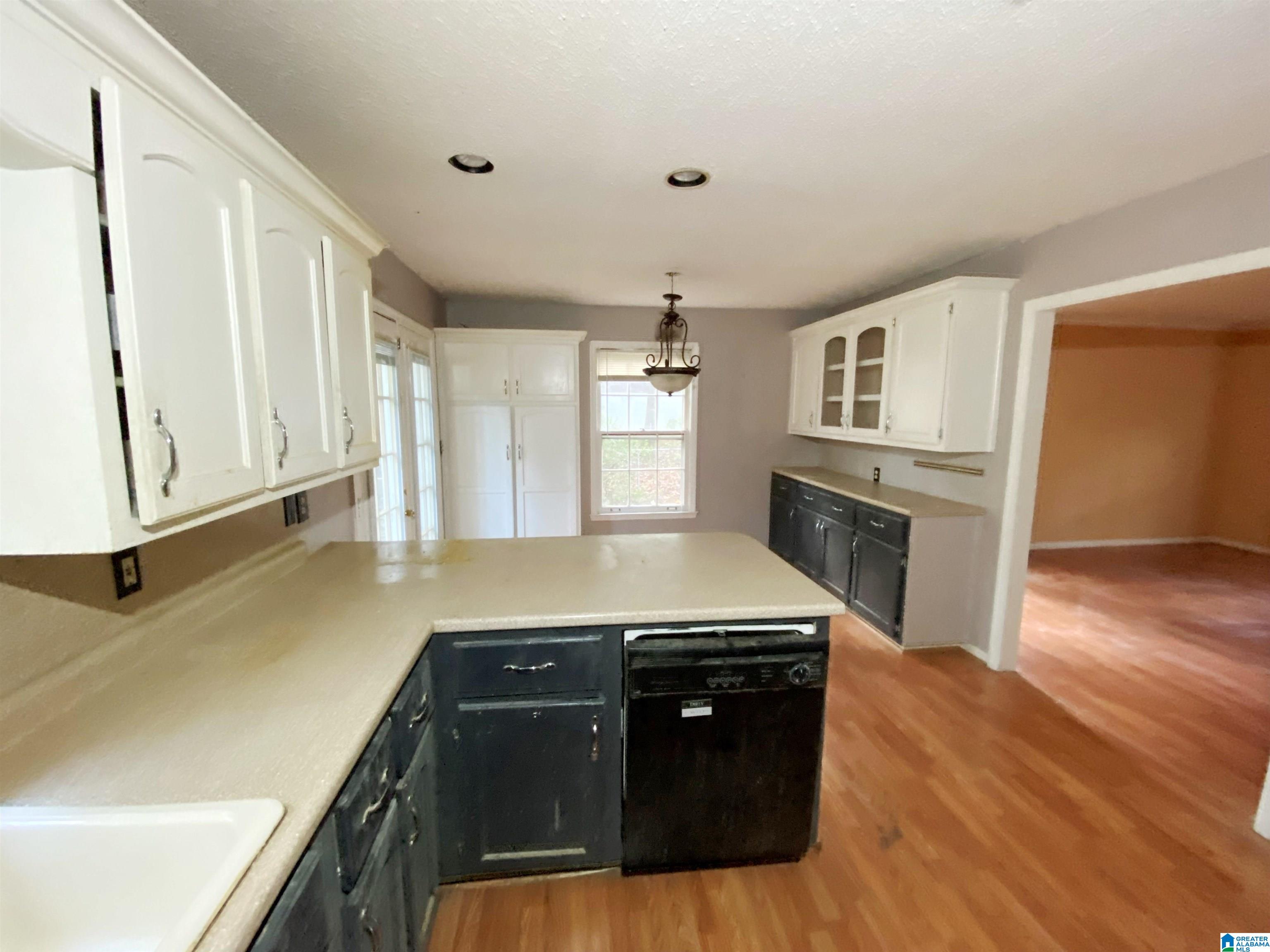 7695 Faucett Cut-Off Road Pinson, AL 35126 - Photo 5 of 55