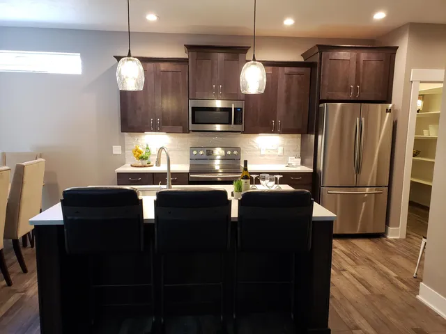 $620,000 | 9421 Sassafras Trail, Unit 76, Portage, MI 49002