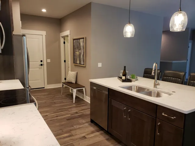 $620,000 | 9421 Sassafras Trail, Unit 76, Portage, MI 49002