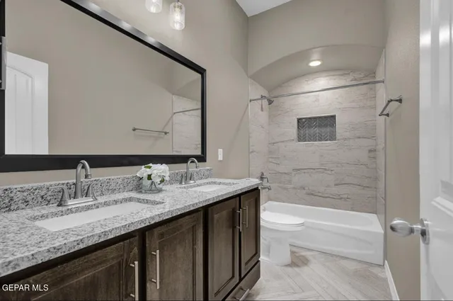 a bathroom with a bathtub