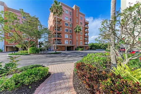 $899,900 | 14813 Laguna Drive, Unit 401, Fort Myers, FL 33908