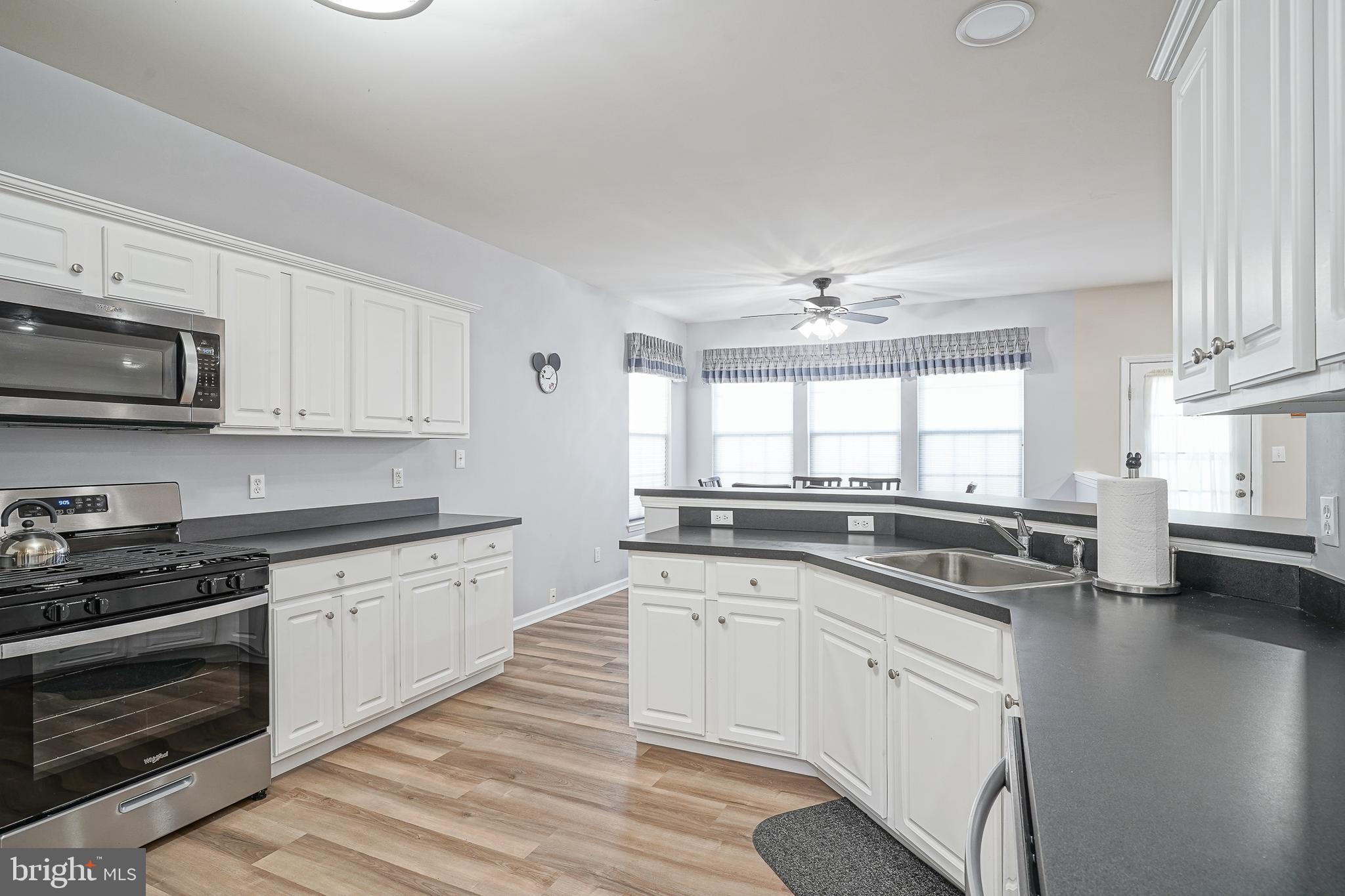 7 Shelly Street Sicklerville, NJ 08081 - Photo 13 of 31 Kitchen
