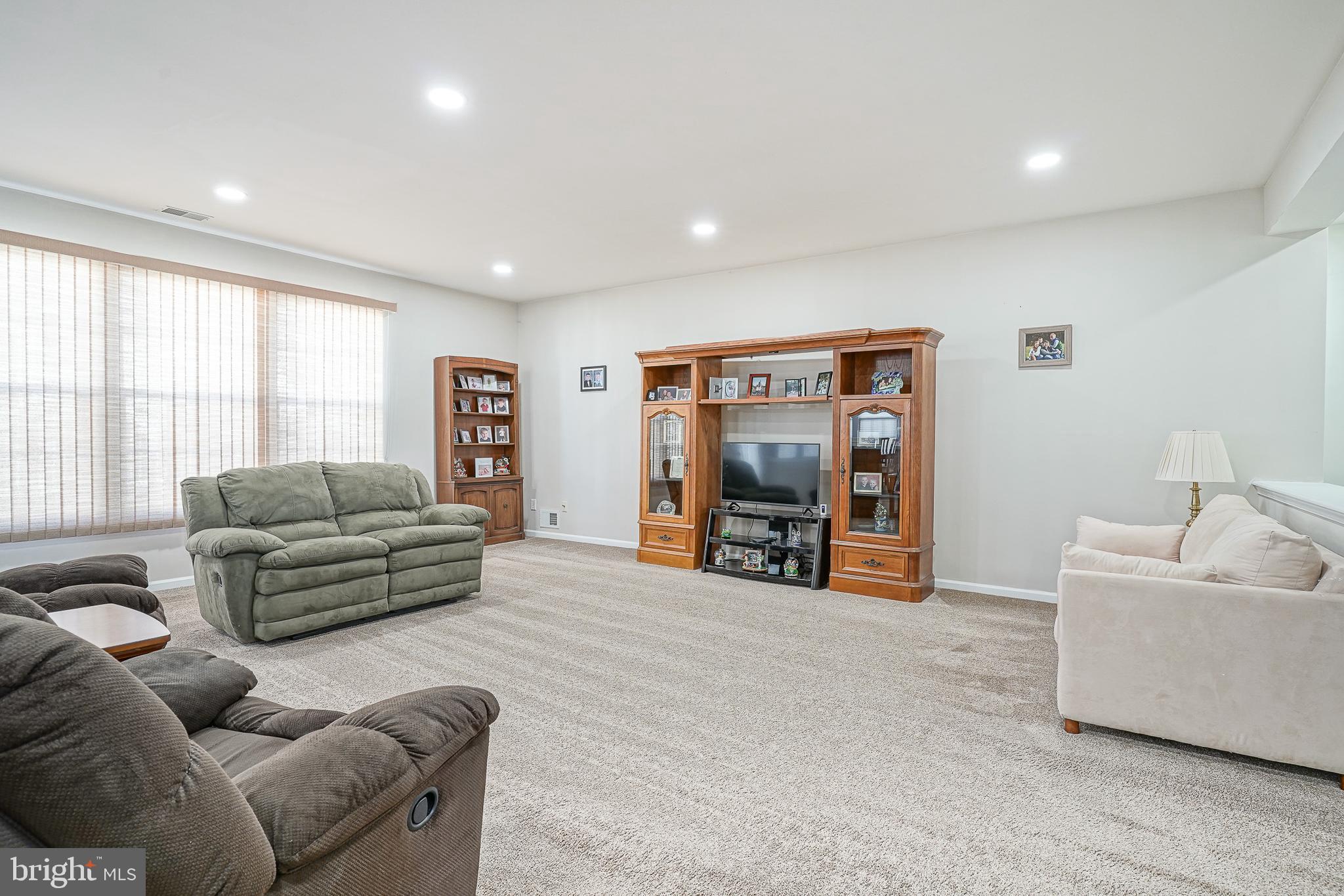 7 Shelly Street Sicklerville, NJ 08081 - Photo 5 of 31 Living Room w/Recessed Lighting