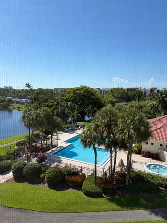 $419,500 | 1915 Lavers Circle, Unit E508, Delray Beach, FL 33444