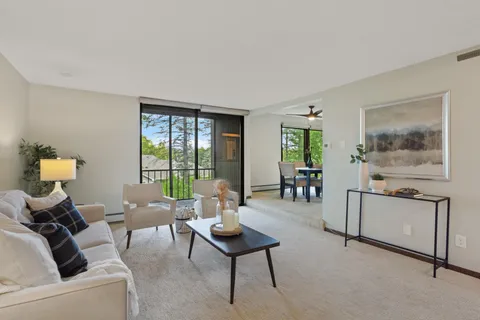$210,000 | 6085 Lincoln Drive, Unit 222, Edina, MN 55436