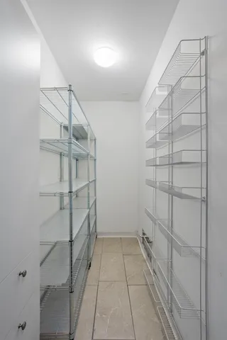 $210,000 | 6085 Lincoln Drive, Unit 222, Edina, MN 55436