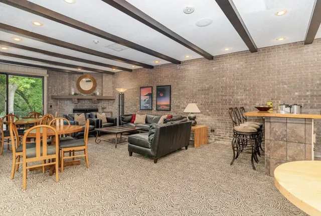 $210,000 | 6085 Lincoln Drive, Unit 222, Edina, MN 55436