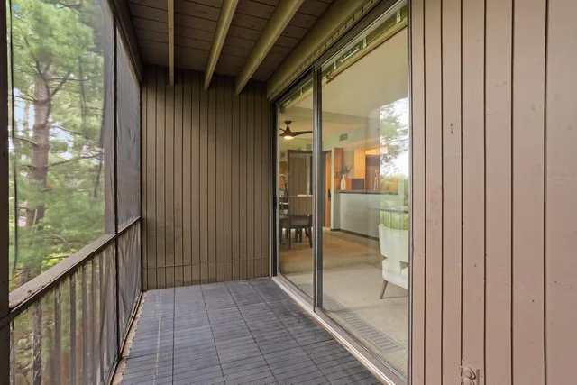 $210,000 | 6085 Lincoln Drive, Unit 222, Edina, MN 55436