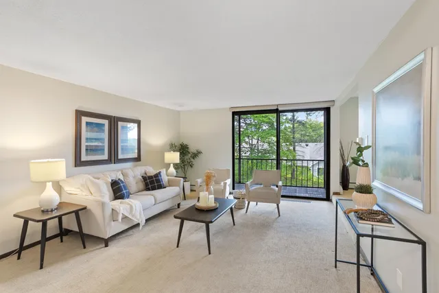 $210,000 | 6085 Lincoln Drive, Unit 222, Edina, MN 55436