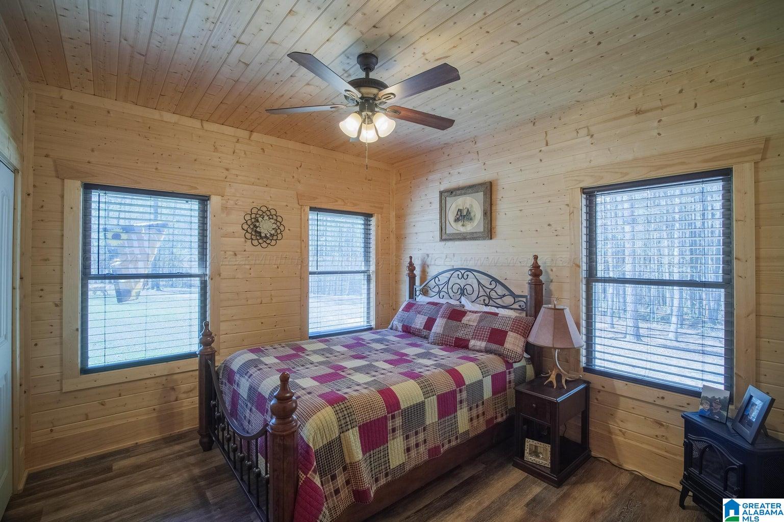 355 Harbor Loop Jasper, AL 35504 - Photo 12 of 29
