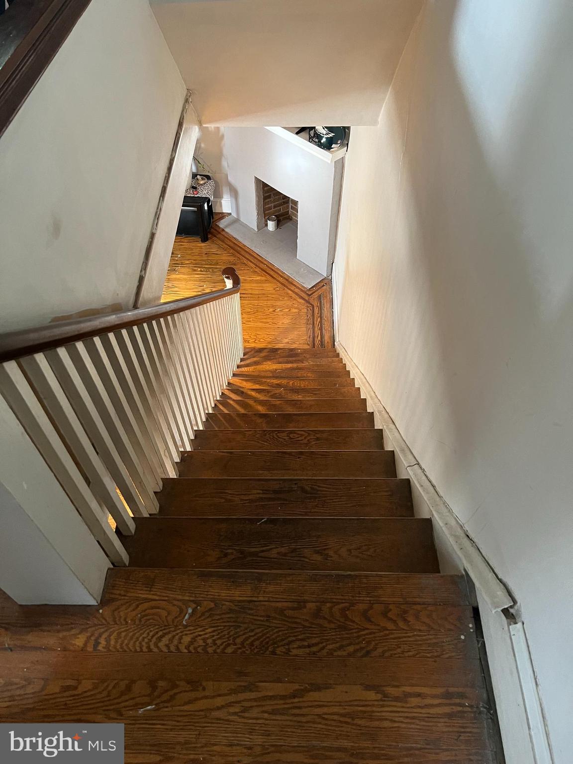 234 Marshall Road Lansdowne, PA 19050 - Photo 16 of 33 Stairs HW