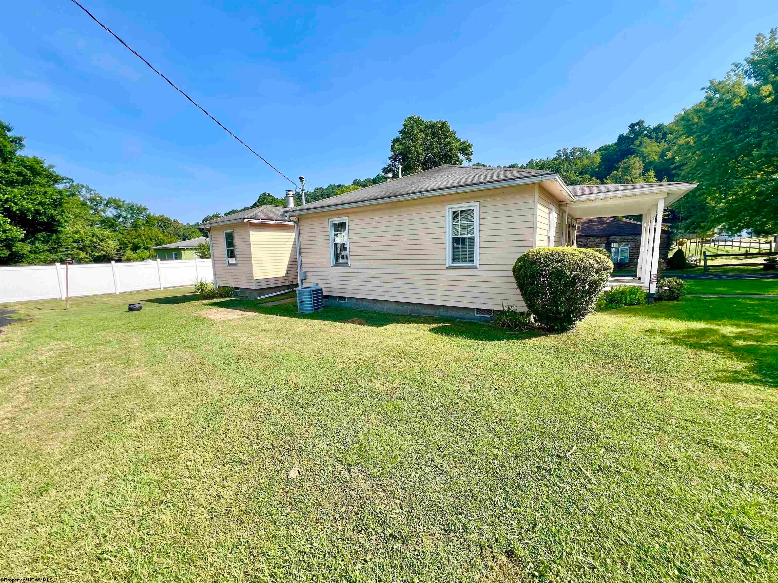31 Pricketts Fort Road Fairmont, WV 26554 - Photo 7 of 29 Gallery Image 7