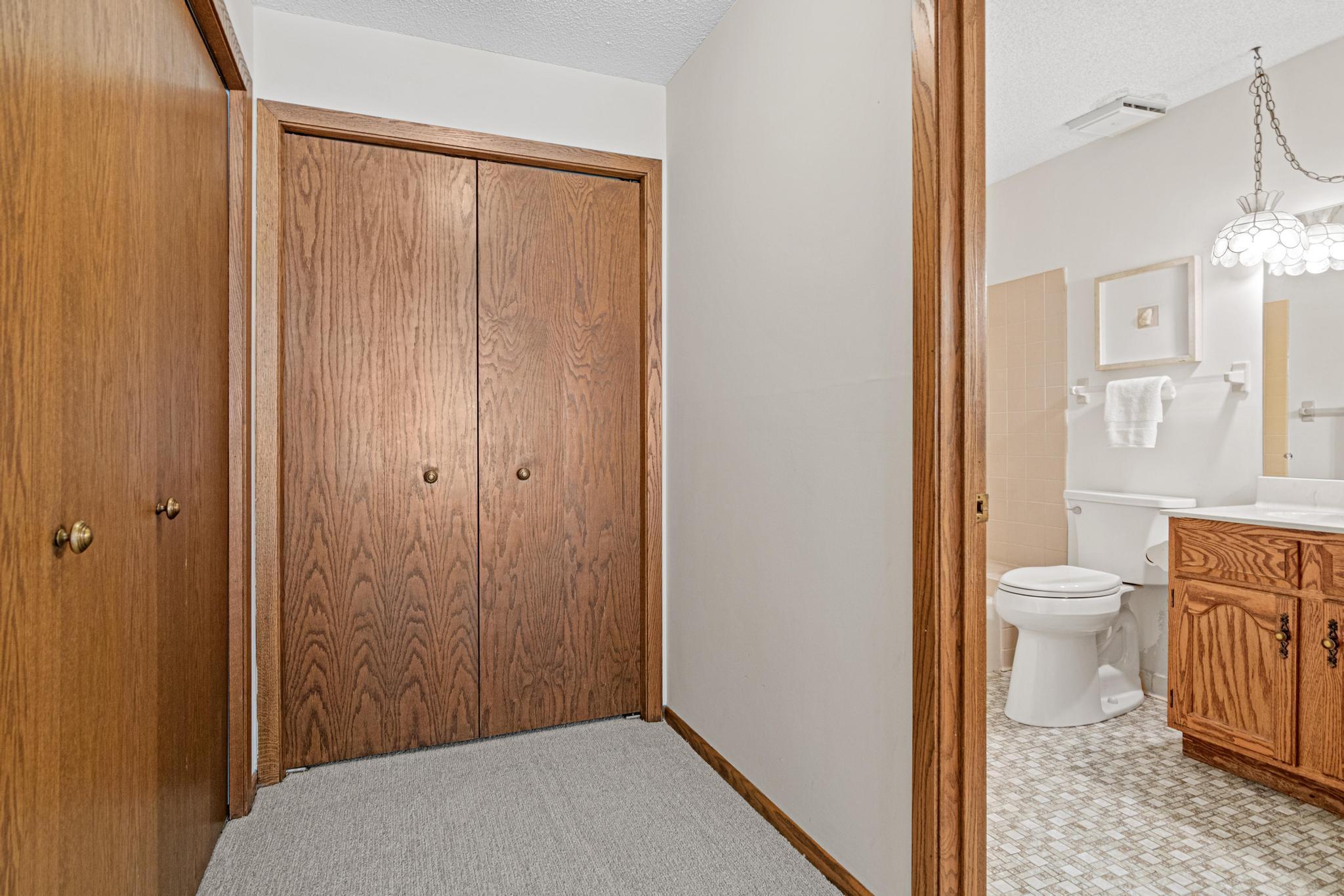 3000 St Albans Mill Road, Unit 103 Hopkins, MN 55305 - Photo 23 of 32 Gallery Image 23