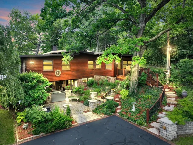 $1,750,000 | S110W30520 YMCA Camp Road, Mukwonago, WI 53149