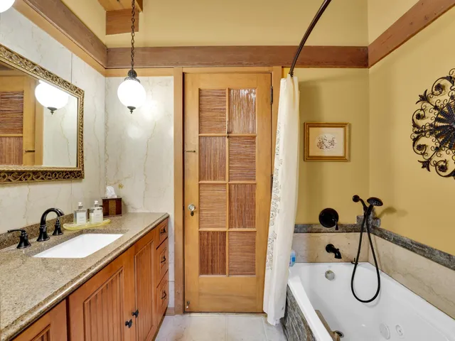 $1,750,000 | S110W30520 YMCA Camp Road, Mukwonago, WI 53149