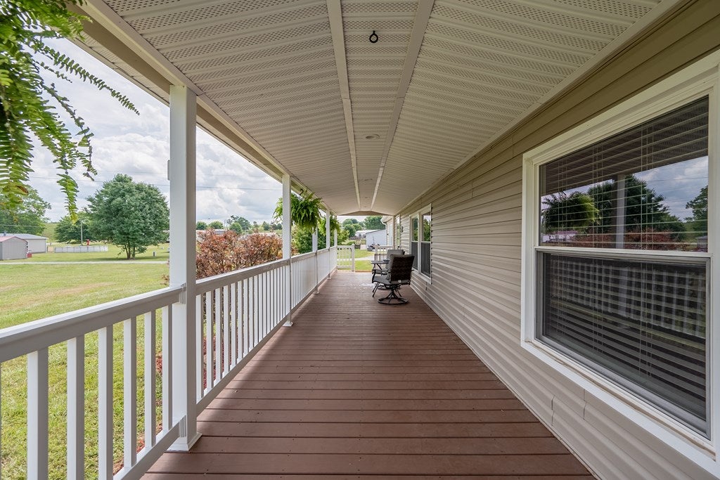 3687 Ivanhoe Road Ivanhoe, VA 24350 - Photo 7 of 64 Gallery Image 7