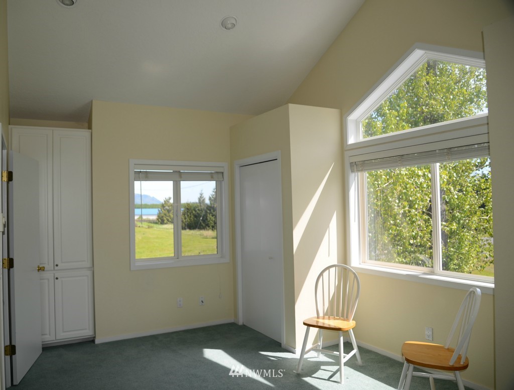 89 Ostervold Road Cathlamet, WA 98612 - Photo 12 of 15 Gallery Image 12