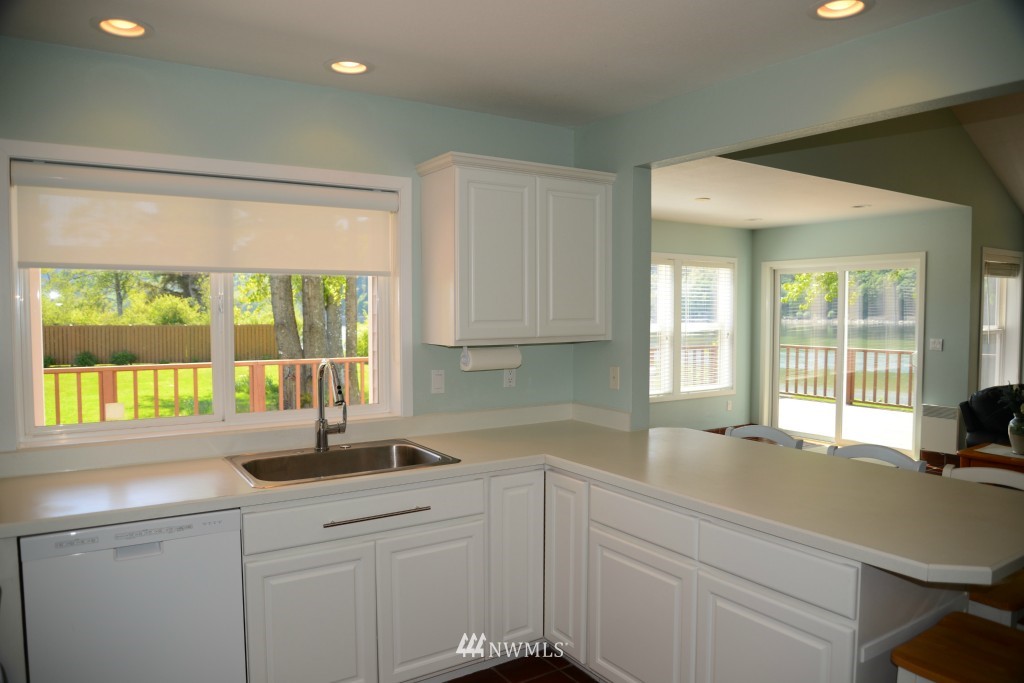 89 Ostervold Road Cathlamet, WA 98612 - Photo 7 of 15 Gallery Image 7