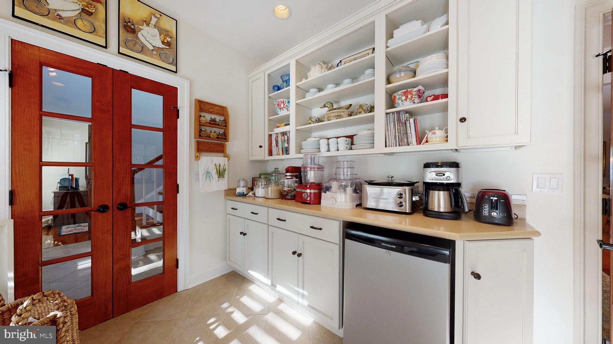 21470 Spinnaker Way Tilghman, MD 21671 - Photo 29 of 50 Cooks pantry!