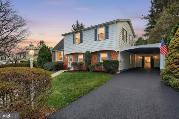 $319,900 | 4256 Livingstone Drive, York, PA 17402