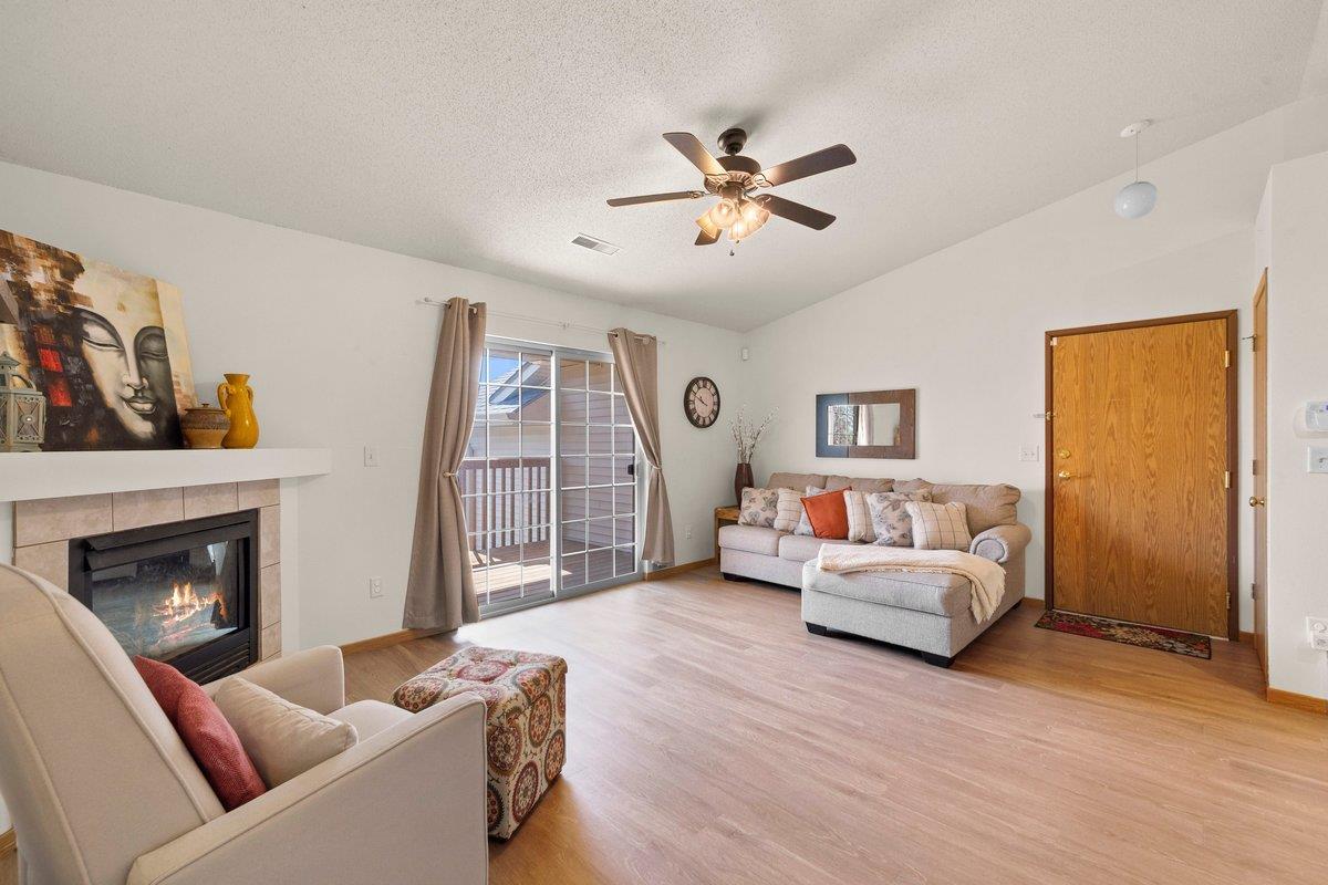 331 Camden Road Iowa City, IA 52245 - Photo 4 of 20 Gallery Image 4