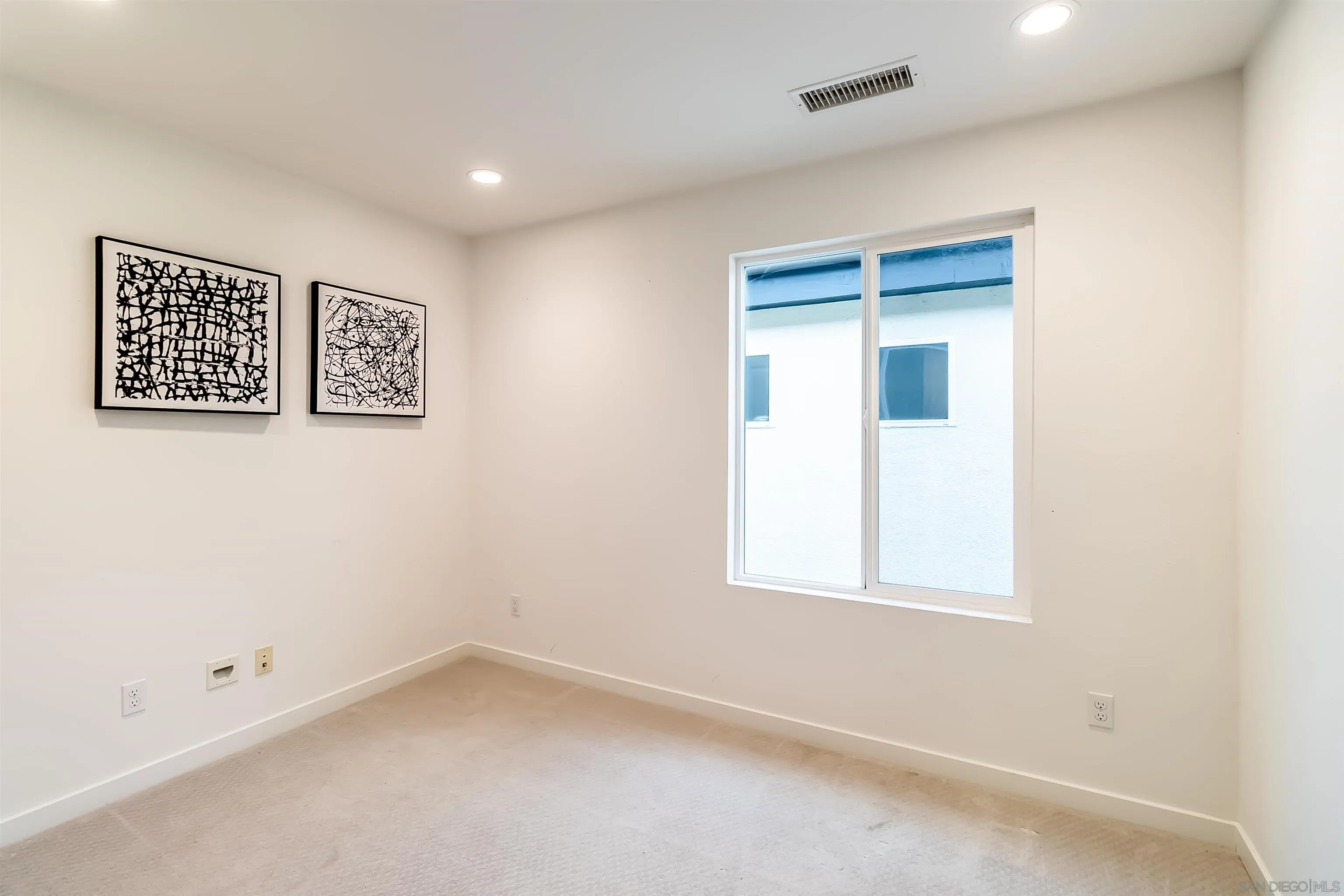 8344 Summit Way San Diego, CA 92108 - Photo 23 of 41 an empty room with a window