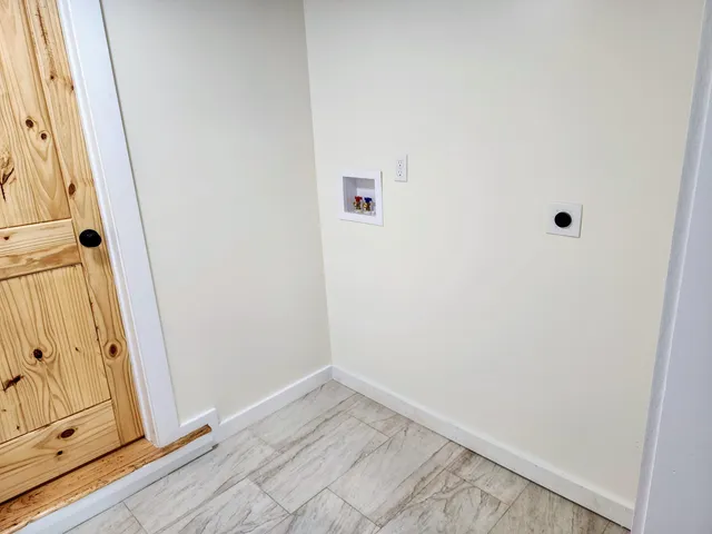 $339,900 | 987 Naples Road, Harrison, ME 04040