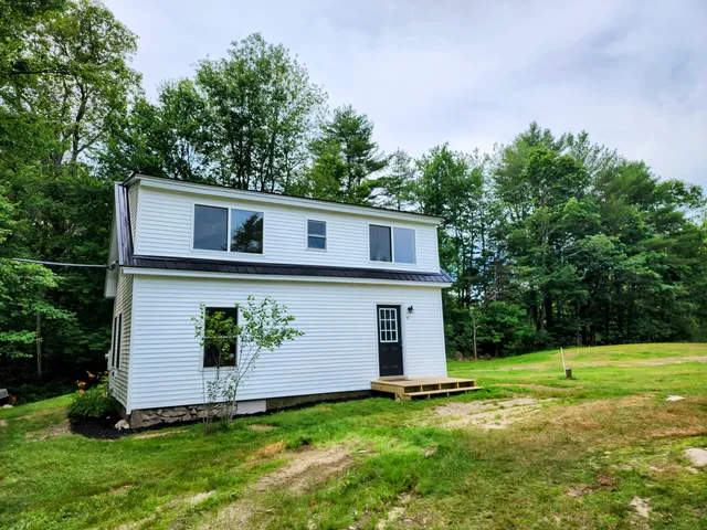 $339,900 | 987 Naples Road, Harrison, ME 04040